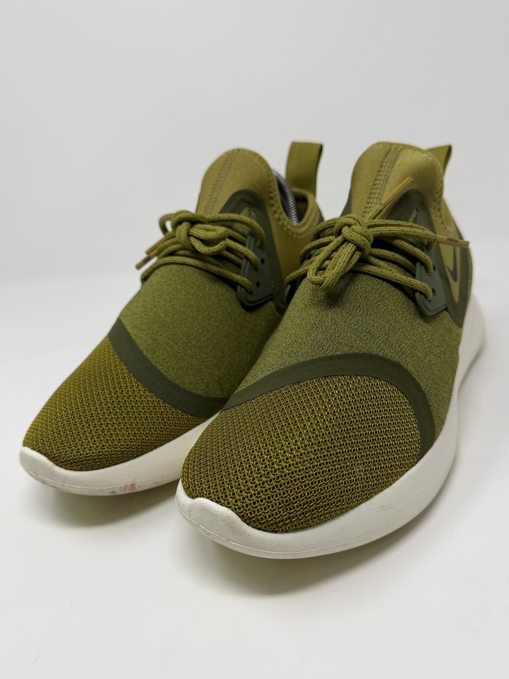 Nike Lunarcharge Olive Green Men's Athletic Sneakers Sz.8